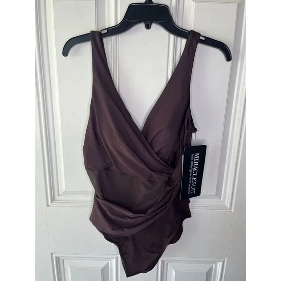 Miraclesuit NWT Illusionists Circe One Piece Swimsuit Size 14 Women’s In Sumatra - Picture 3 of 10